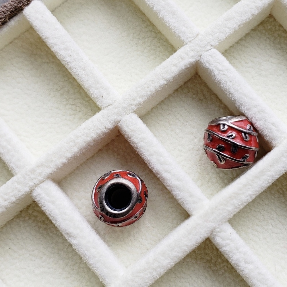 Pandora Retired Red Vine Bead  ONE LEFT